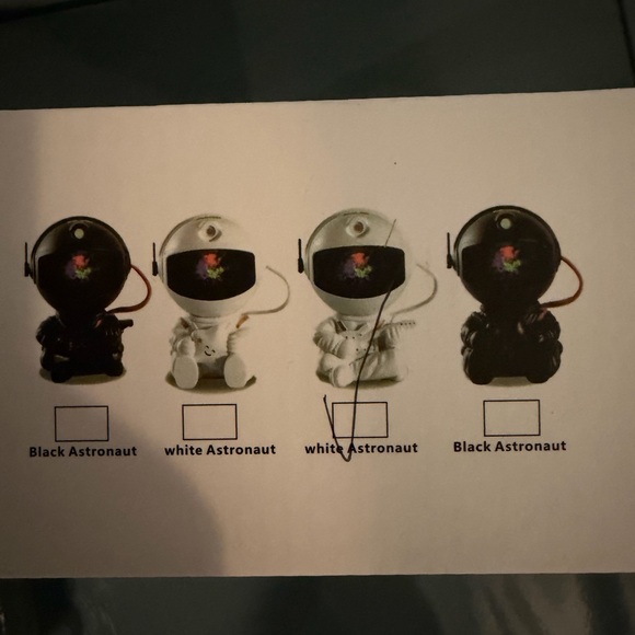 Astronaut Nebula Projector - Picture 4 of 7